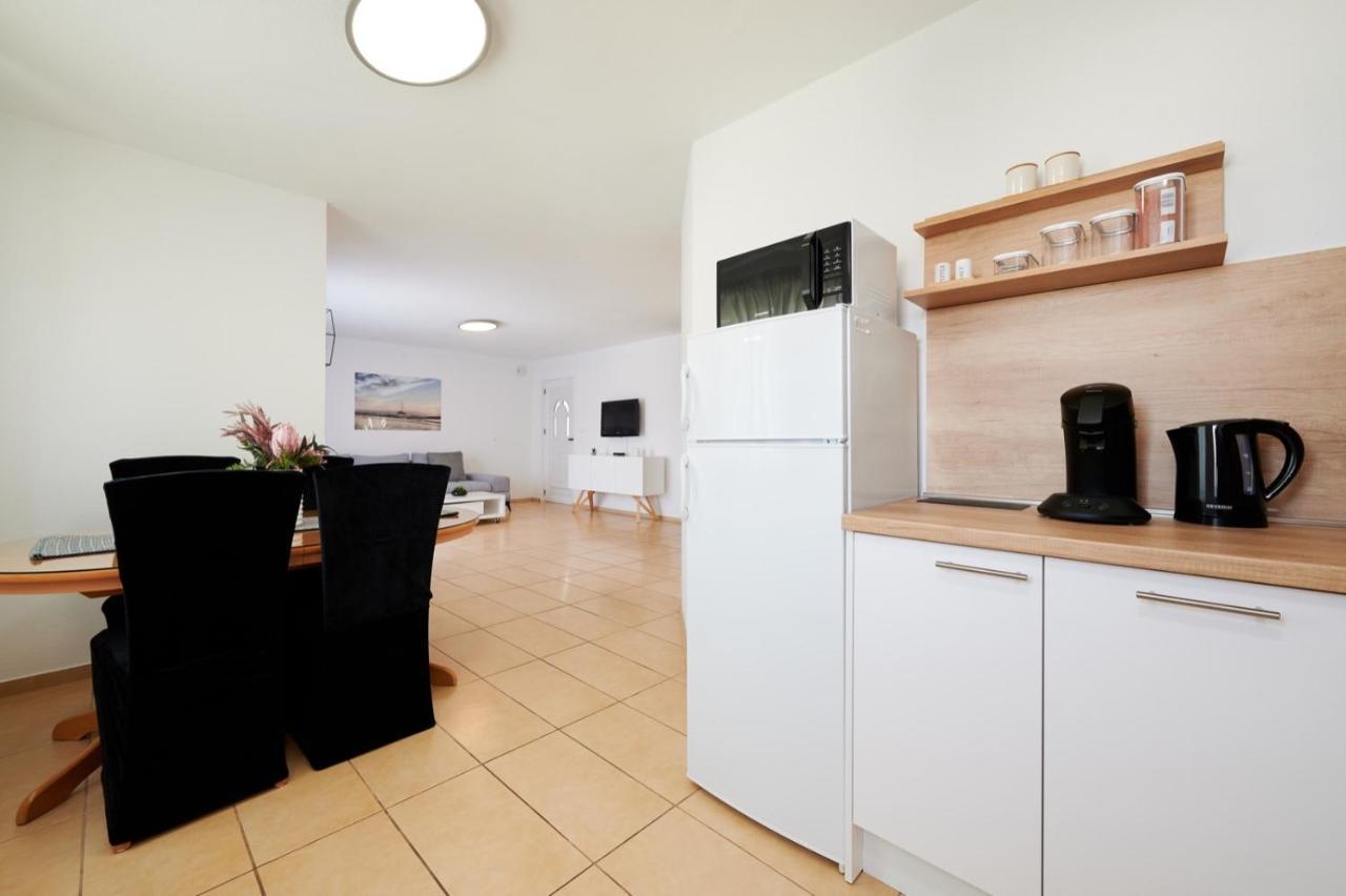 Appartement Adrian1 *
